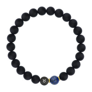 Bransoletka z czarnymi koralikami i niebieskim akcentem oraz symbolem astrologicznym.