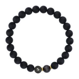 Czarna bransoletka z koralików z symbolem Koziorożca.