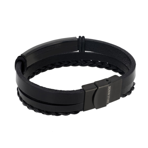 Czarna skórzana bransoletka z plecionką i metalowym zapięciem.