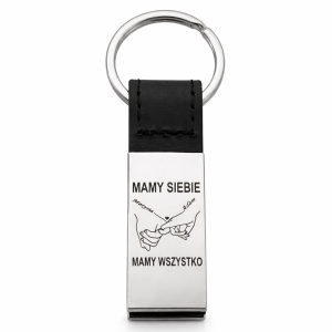 walentynkowy brelok ze srebrnym elementem i grawerem imion